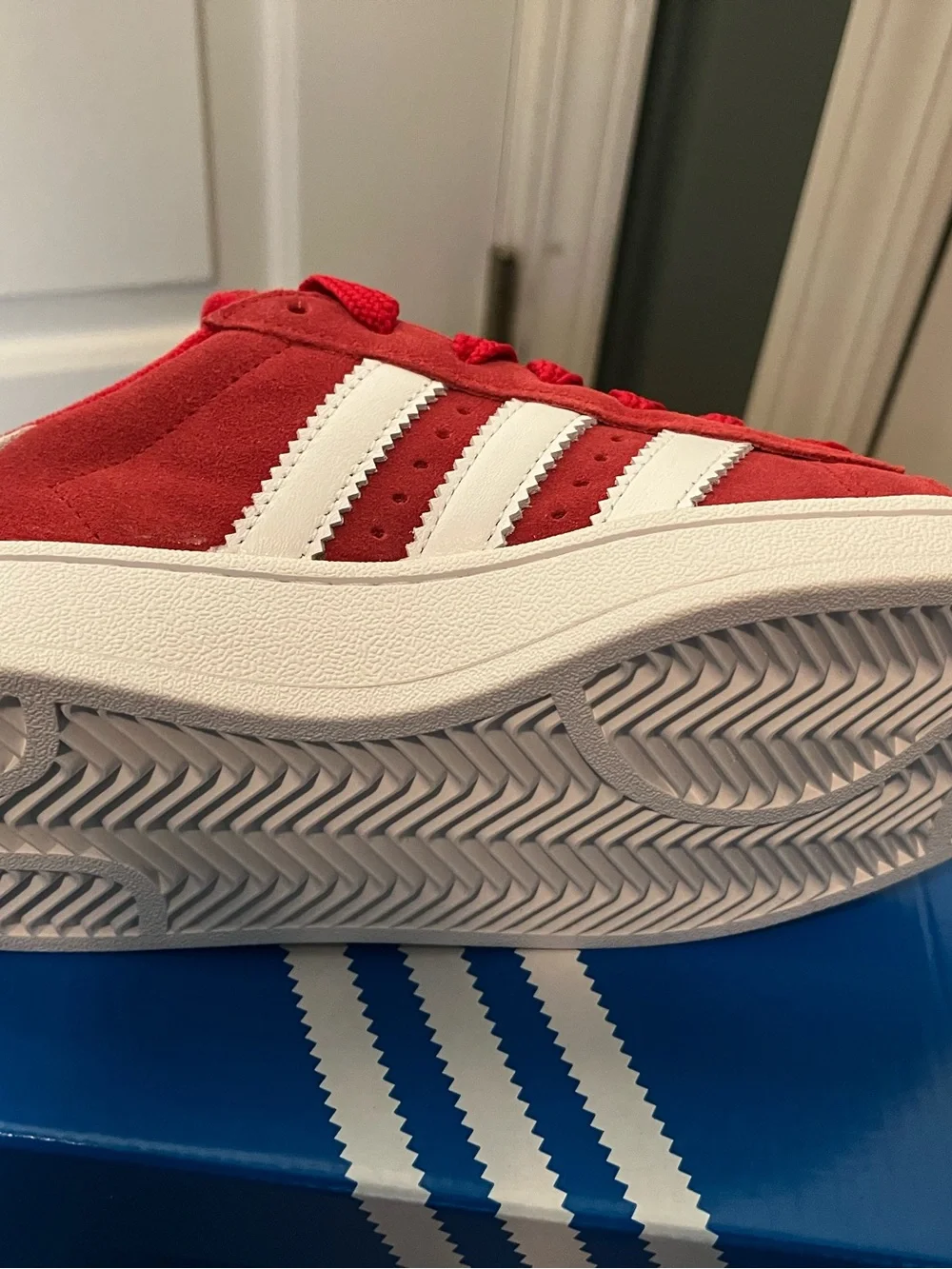 adidas classic low